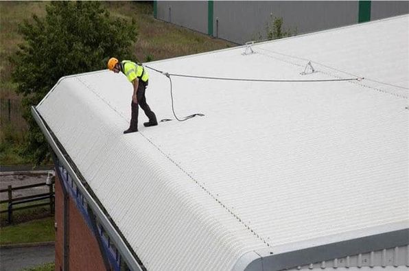 Instalçao de linha de vida